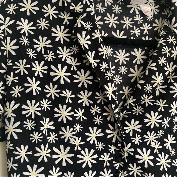 H&M Floral Collared Dress - Picture 4 of 4